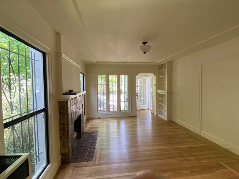 Building Photo - 367 Alcatraz Ave