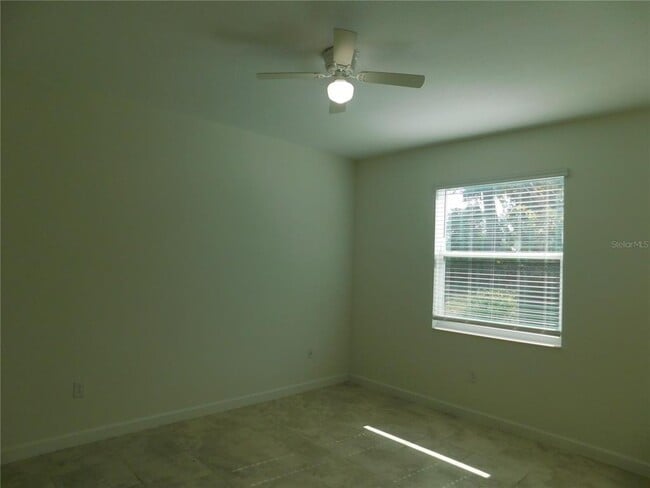 Building Photo - 1830 Good Neighbor Lp