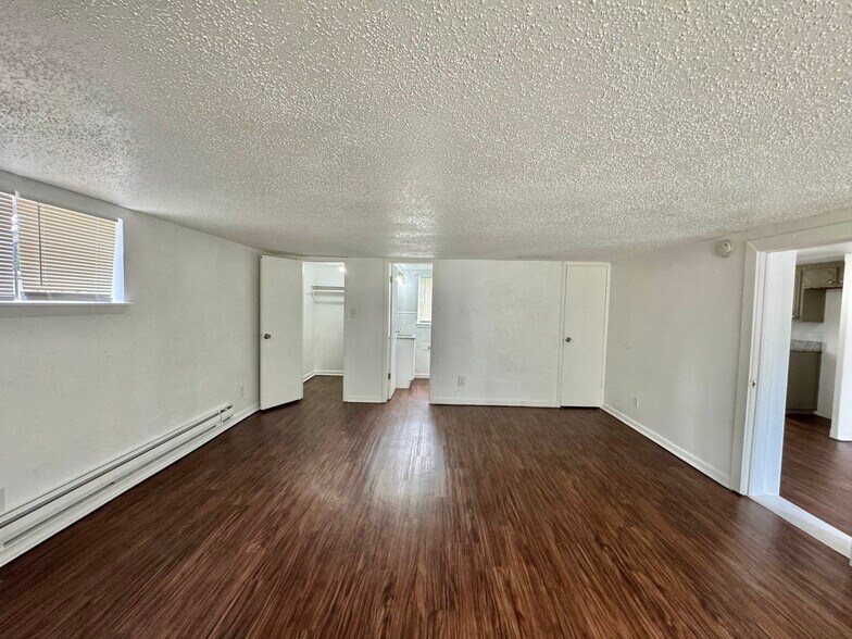 Building Photo - 442 Babb Dr