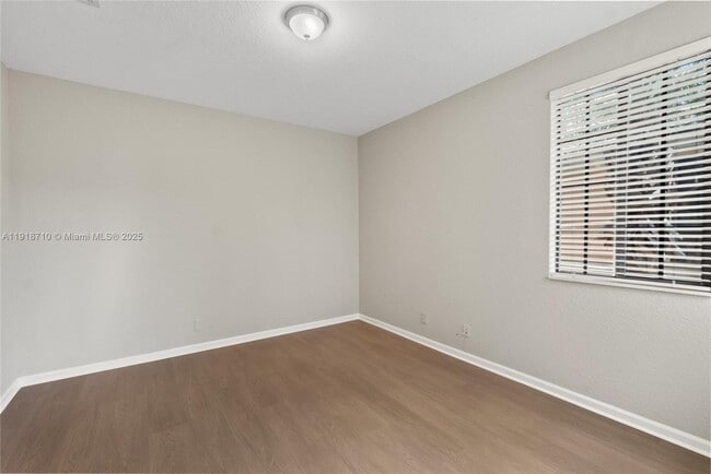 Building Photo - 2649 Center Ct Dr