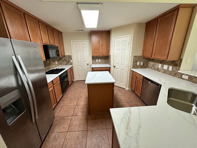 Building Photo - 2601 Easton Springs Ct