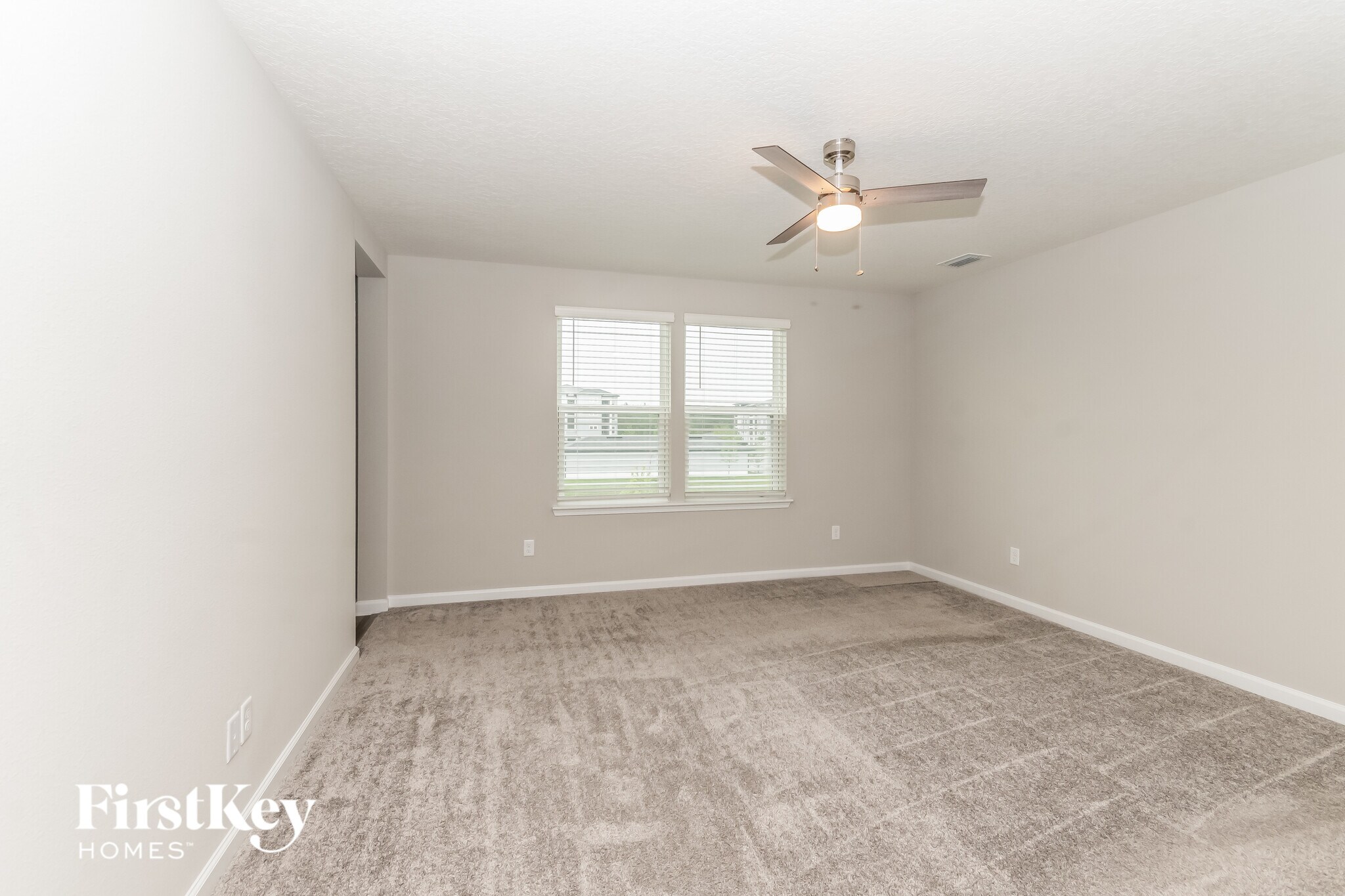 Building Photo - 2081 Amberly Dr
