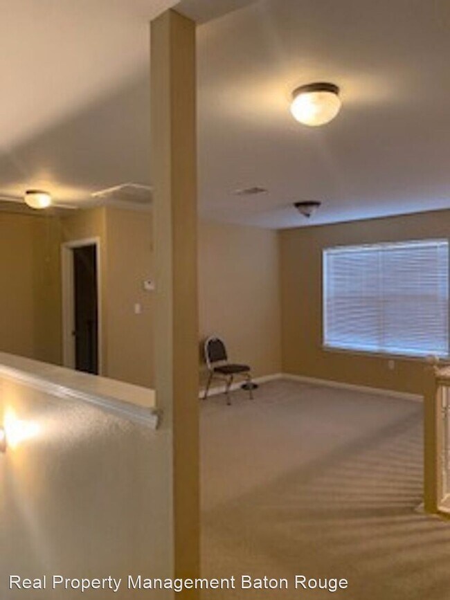 Building Photo - 4 br, 3 bath House - 10043 High Pines Dr.