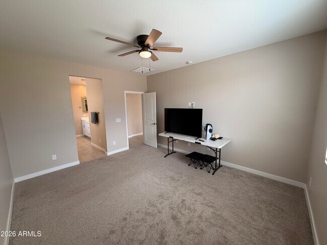 Building Photo - 3463 S 175th Dr