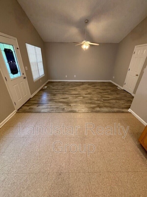 Building Photo - 3763 Parthenia Ave