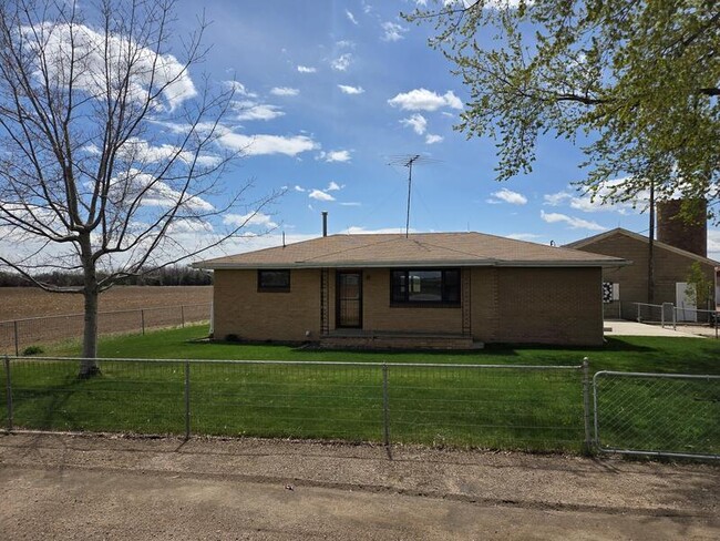 Primary Photo - 12618 State Highway 60