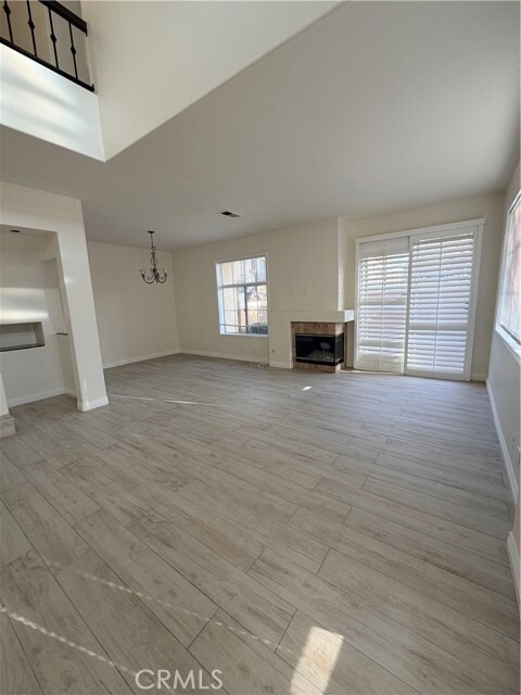 Building Photo - 21 Front Row Ln