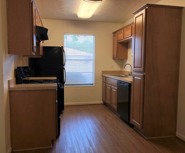 Building Photo - 3608CO