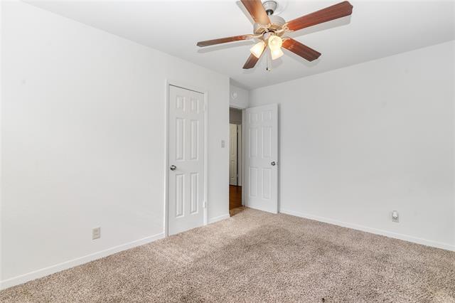 Building Photo - 4716 Fawn Dr