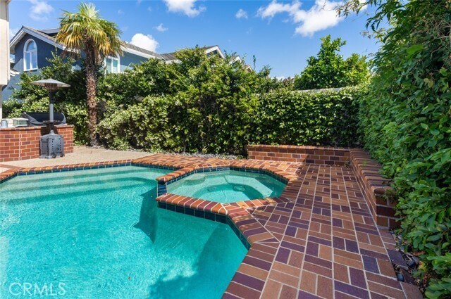 Building Photo - 4 Bayview