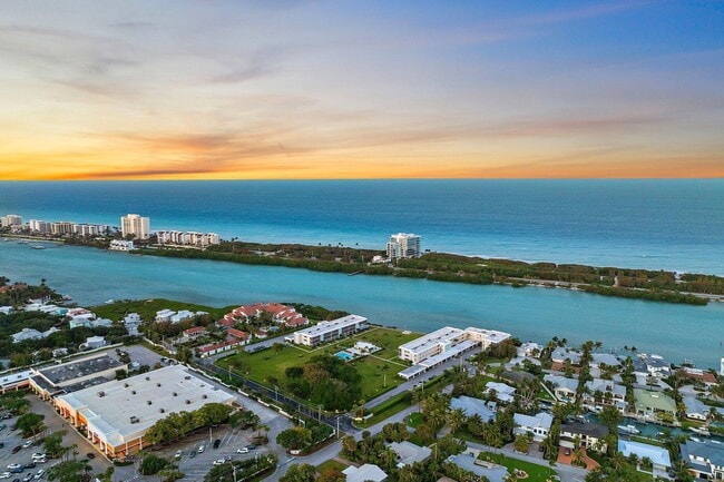 Building Photo - 100 Waterway Rd