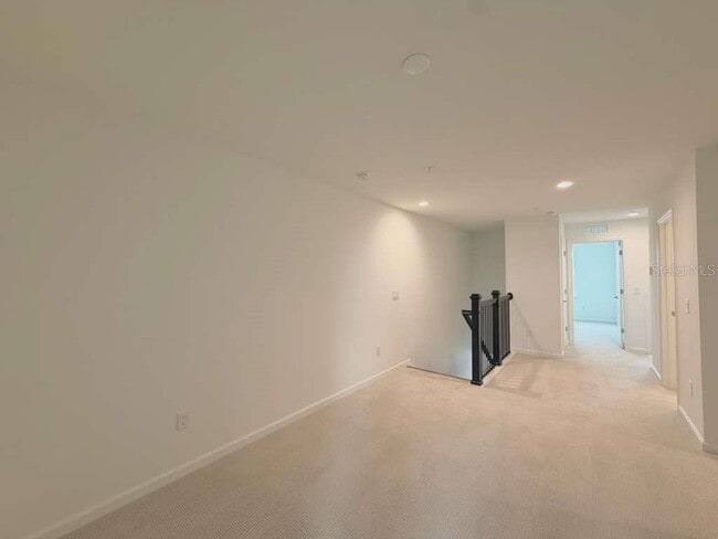 Building Photo - 1866 Falconhurst Ln