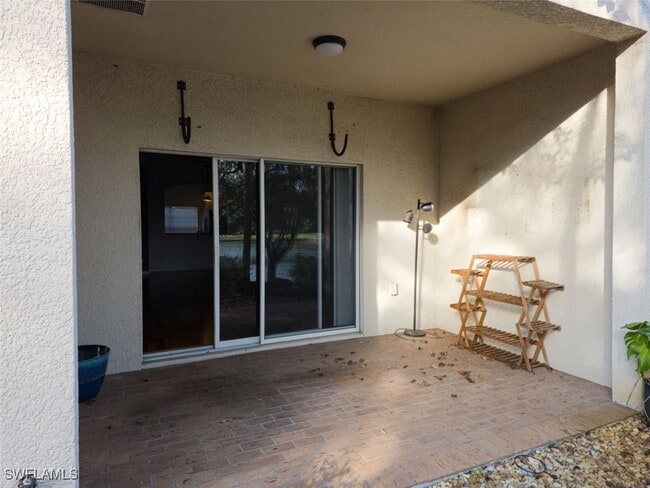 Building Photo - 1044 Sleepy Oak Dr