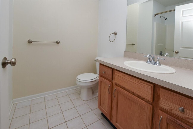 Building Photo - 2790 S Knightsbridge Cir
