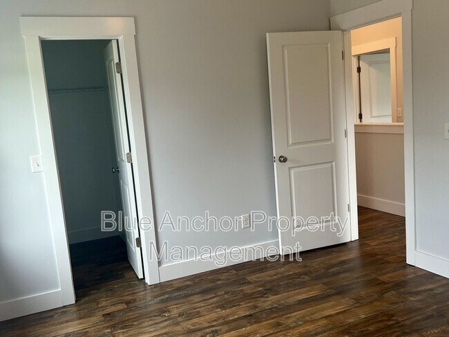 Building Photo - 153 Leeward Ln