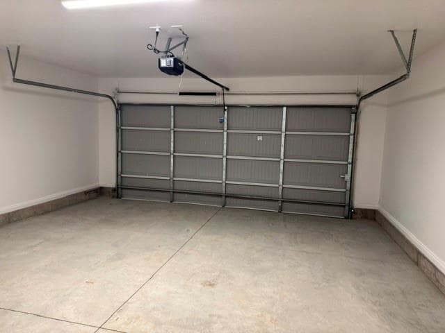 Building Photo - 8600 Martin Ln