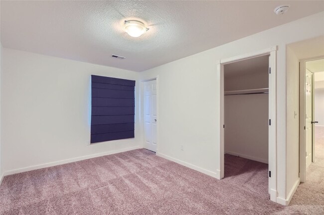 Building Photo - 5221 Country Squire Way