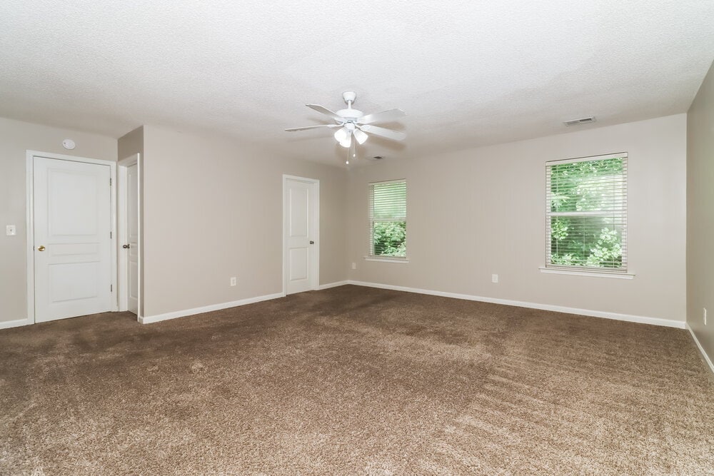 Building Photo - 468 Darbys Run Ct