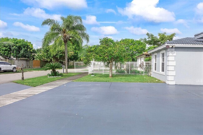 Building Photo - 13269 SW 278th St