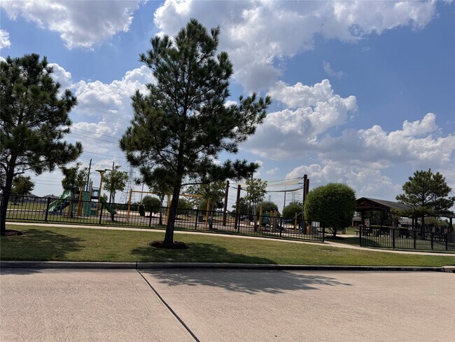 Building Photo - 19911 Whistle Creek Ln