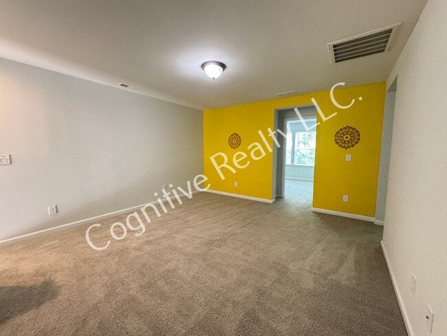 Building Photo - 1024 Laurel Twist Rd