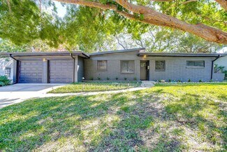 Building Photo - Fully Renovated Home in Desirable Fort Wor...
