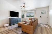 Building Photo - 44 S Sugar Ave