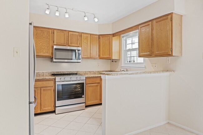 Building Photo - 11740 Stonegate Ln