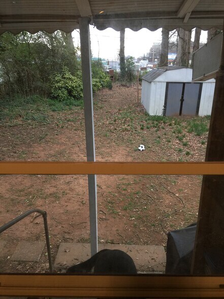 Building Photo - 3101 Peebles Dr