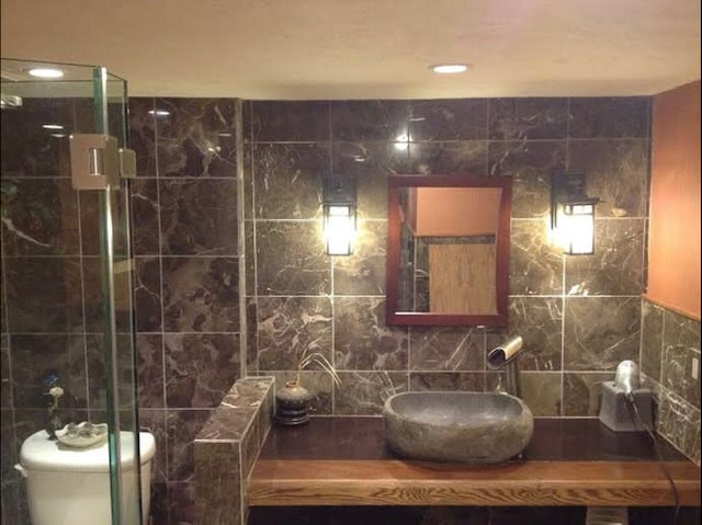 Building Photo - 1220 Manhattan Beach Blvd