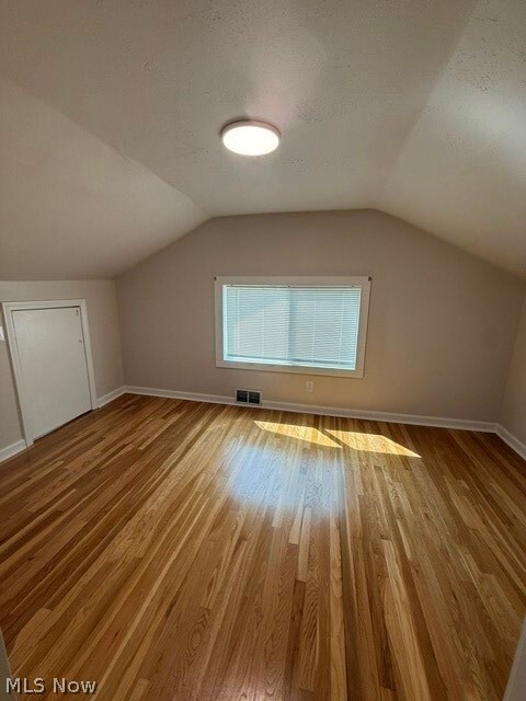 Building Photo - 188 Meadowbrook Ave