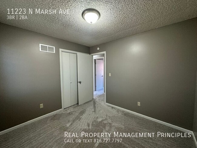 Building Photo - 11223 N Marsh Ave