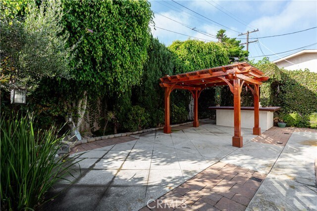 Building Photo - 306 Avenida Monterey