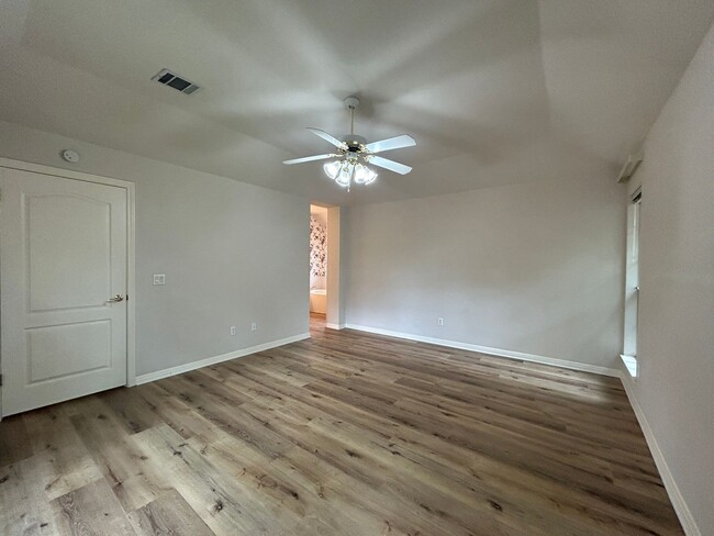 Building Photo - $250 Admin Fee Waived!! Gorgeous 4-Bedroom...