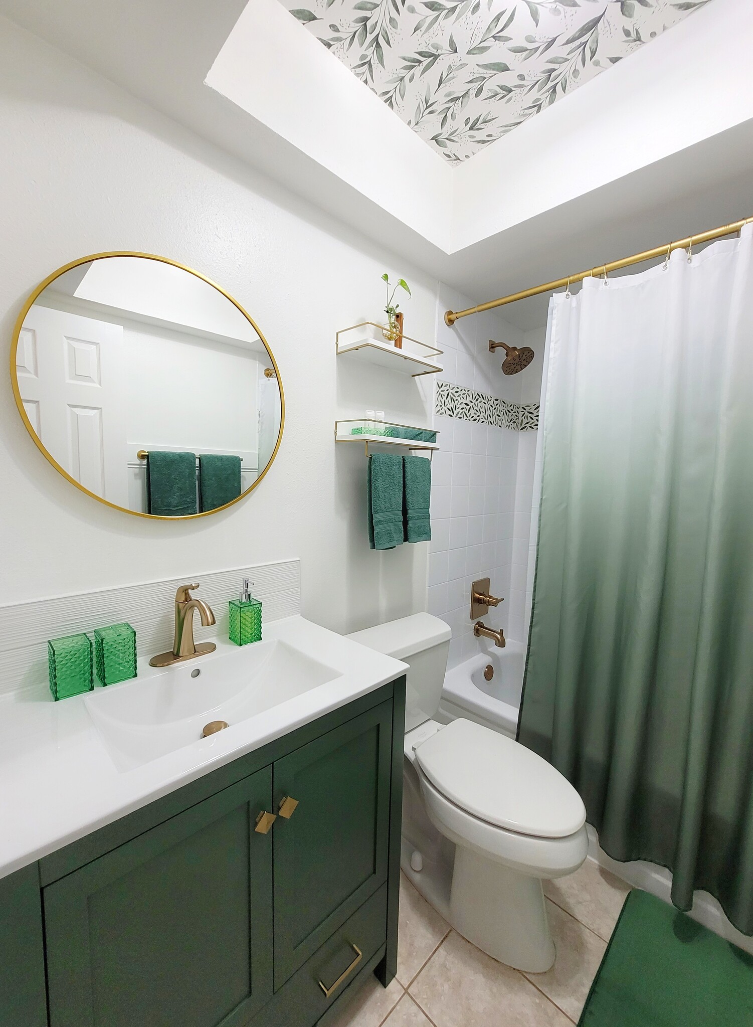 Building Photo - 1911 Tarpon Ct