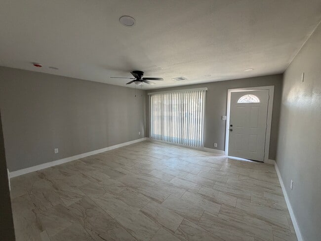 Building Photo - Newly Remodeled 4 Bedroom Two Bath Home