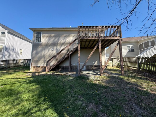 Building Photo - Charming 2BD, 2BA Durham Home with a Bonus Room/Office & Fenced Yard in a Prime Location