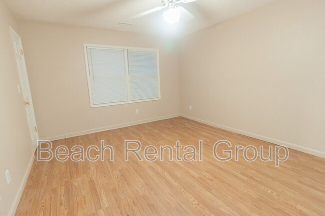 Building Photo - 1335 Melanie Ln