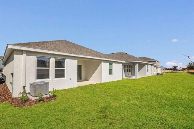 Building Photo - 2649 Armstrong Ave