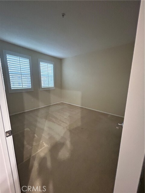 Building Photo - 1356 Scholarship