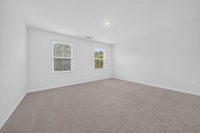 Building Photo - 210 Redford Pl Dr