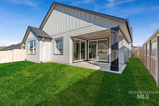 Building Photo - Newer 3-Bedroom in Star