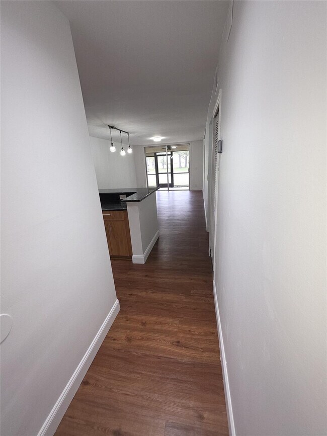 Building Photo - 7710 NW 50th St