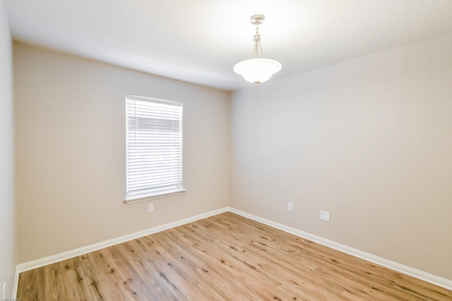 Building Photo - 11806 Luckey Vista