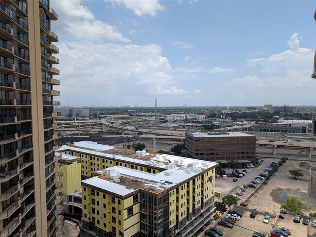 Building Photo - 3505 Sage Rd