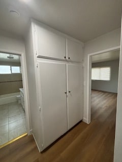 Building Photo - 931 E La Palma Dr