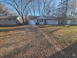 Building Photo - Single Family Home in Ruskin Heights