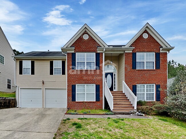 Building Photo - 123 W Skyline Vw