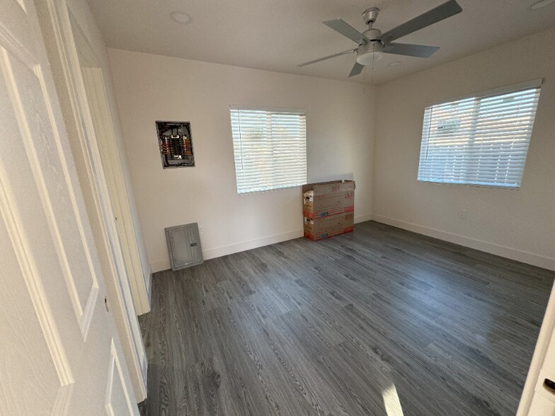 Building Photo - 2300 Brundage Ln