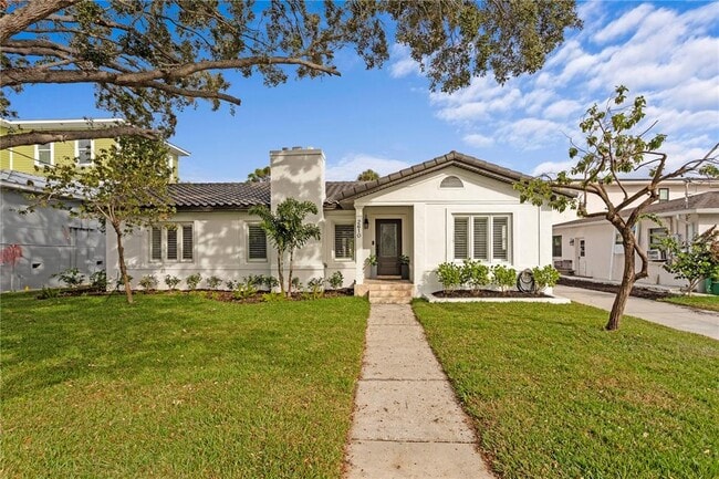 Building Photo - 2610 S Dundee St